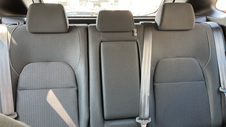 Nissan Qashqai 1.3 DiG-T MH Acenta Premium 5dr Petrol Hatchback